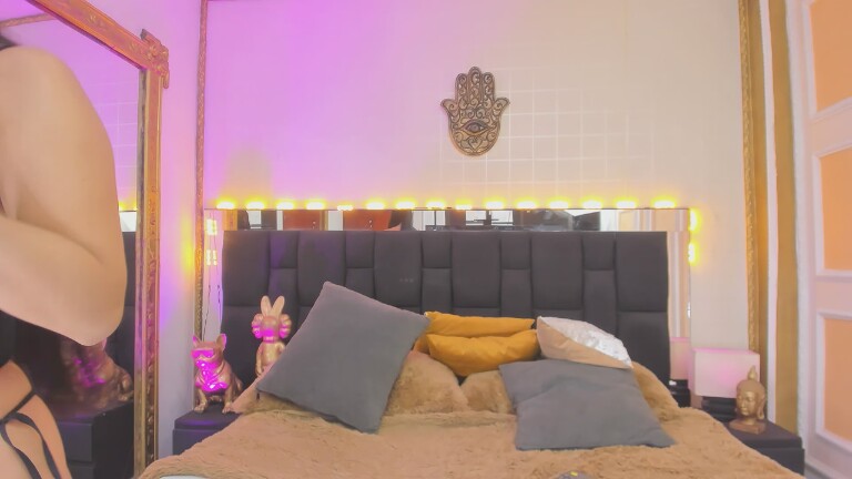 VioletGomez's Streamate show and profile