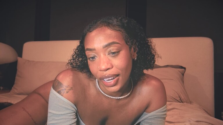 imanibabyXO's Streamate show and profile