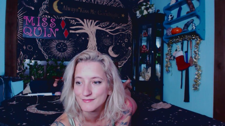 MissQuinCam's Streamate show and profile