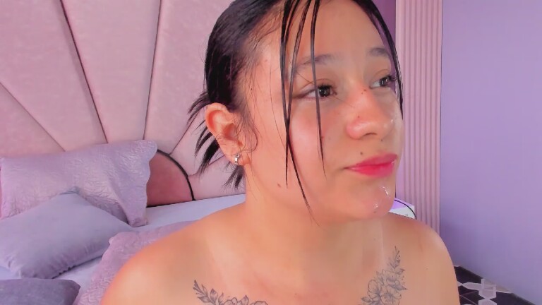 Emilly_Rouse's Streamate show and profile