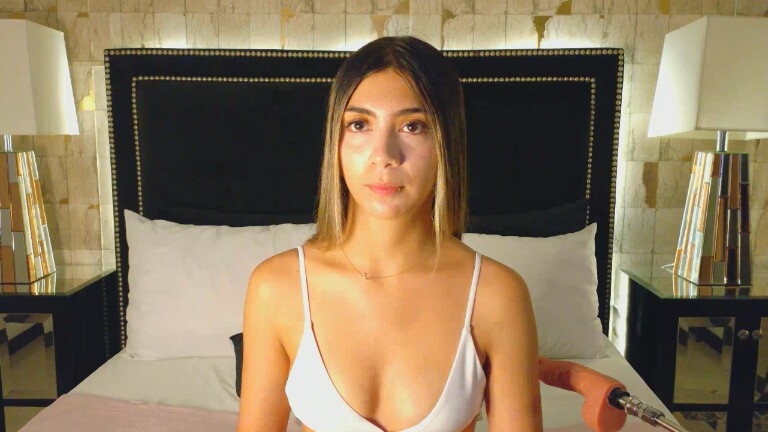 HollyLincon's Streamate show and profile