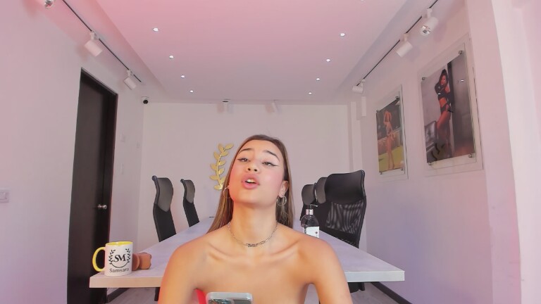 NairobiEvans's Streamate show and profile