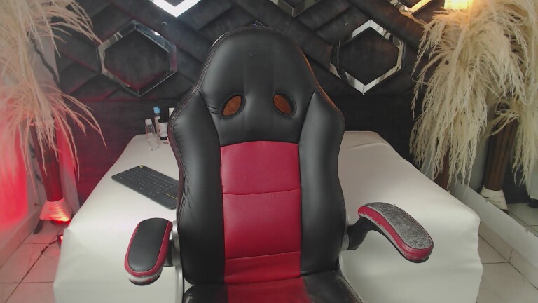 ZoeJohnson66's Streamate show and profile