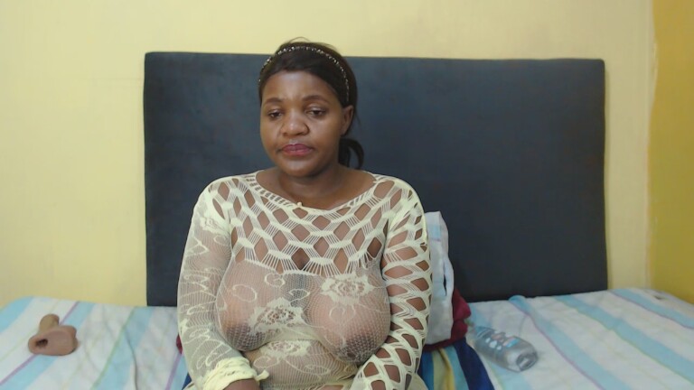 ChubbyBitchxx's Streamate show and profile