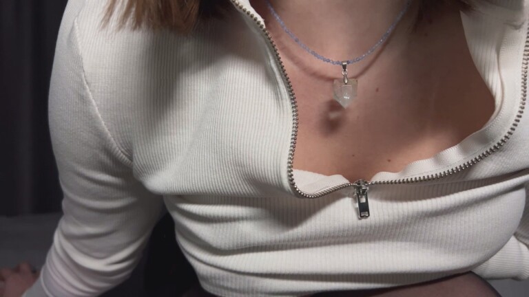 NylonMuse's Streamate show and profile