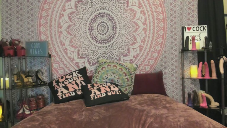 GoldieStar's Streamate show and profile