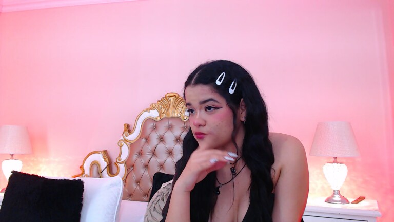 AryCorinne's Streamate show and profile