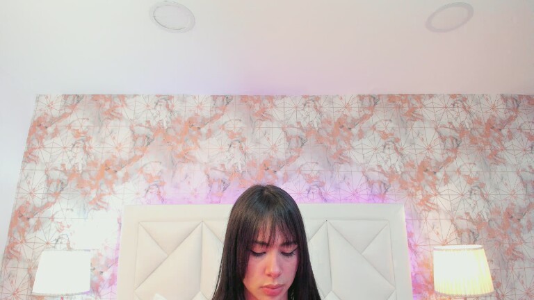 AriiaTyler's Streamate show and profile