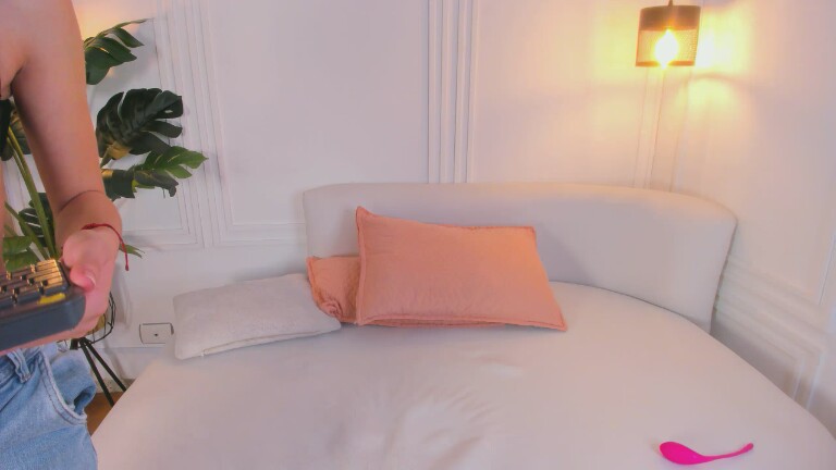 Anne_Millerr's Streamate show and profile