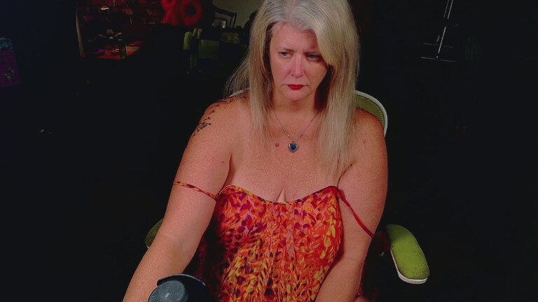 Alicescuriosity's Streamate show and profile