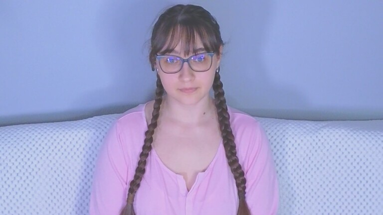 TessaDoll's Streamate show and profile