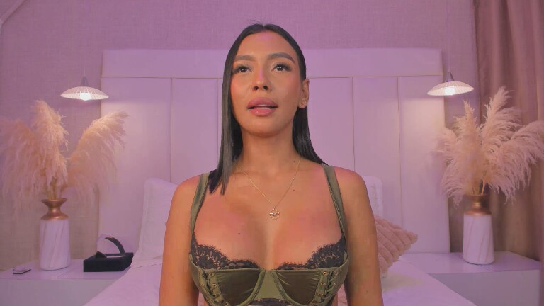 NikoJhon's Streamate show and profile