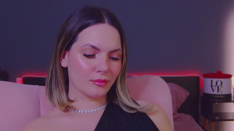 RavenRue's Streamate show and profile