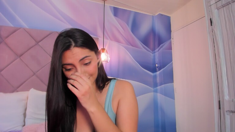 ViolletaRosse's Streamate show and profile