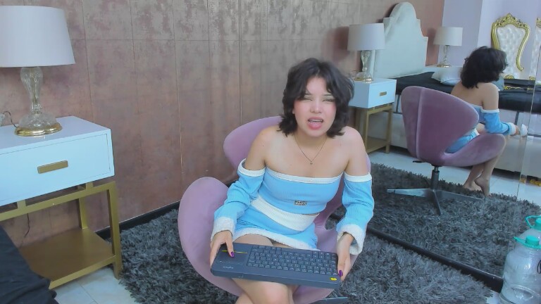 NikoYon's Streamate show and profile