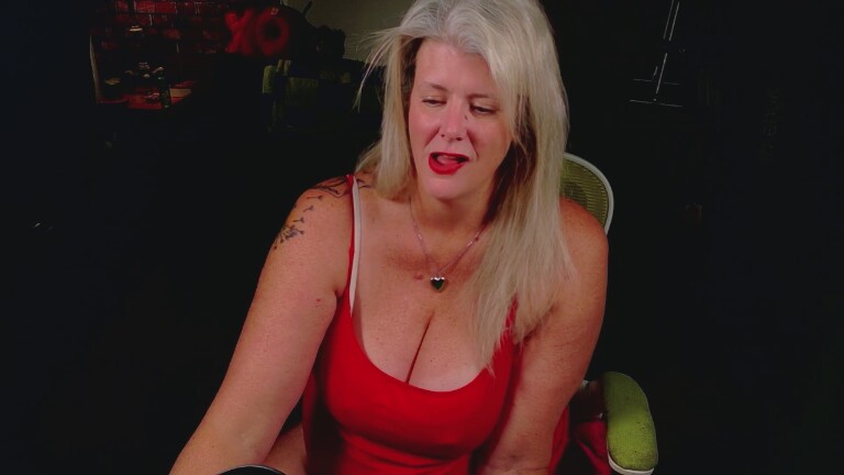 Alicescuriosity's Streamate show and profile