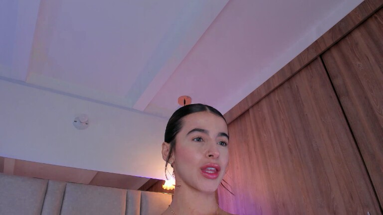 MacarenaEscobar27's Streamate show and profile