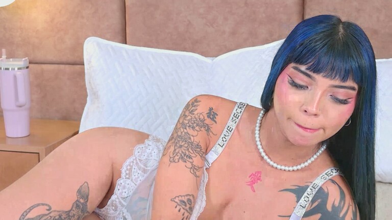 AlanaPierce's Streamate show and profile