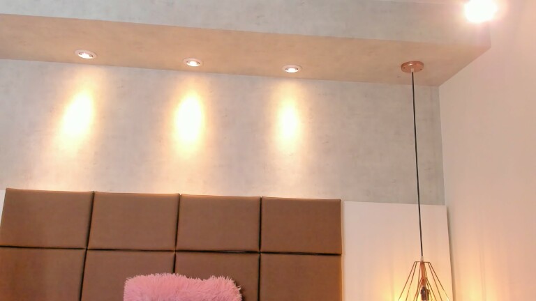 BelleJolie's Streamate show and profile