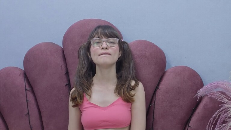 ISABELLAJHONS's Streamate show and profile