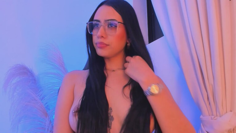 CheerryX's Streamate show and profile