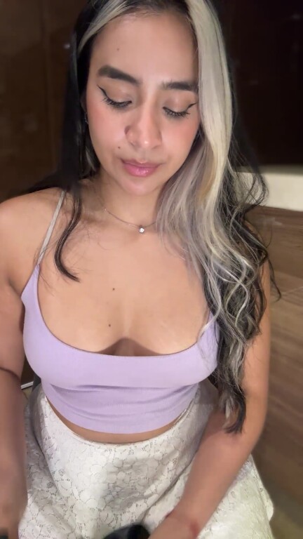 AuraSousa's Streamate show and profile