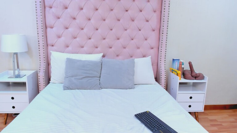 BritneyKarter's Streamate show and profile